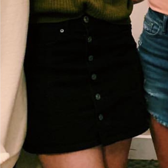 American Eagle Skirt - Picture 4 of 4